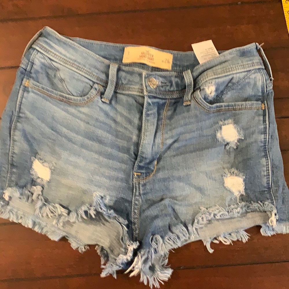 Hollister Short-Short High Rise Denim shorts